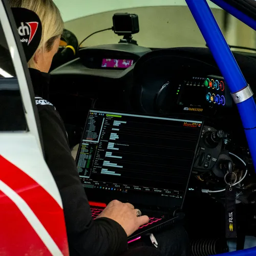Vehicle software diagnostics and coding at ACQ in Coventry